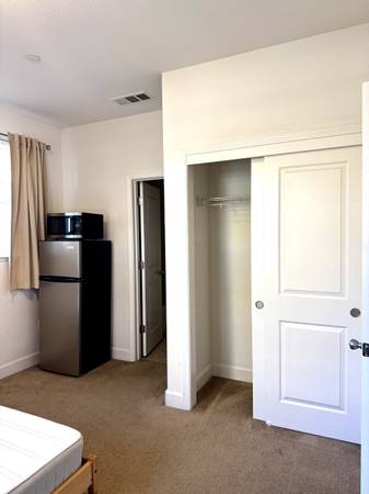 $1,390 MASTER BEDROOM - full privacy, separate floor (milpitas)63806863584001121