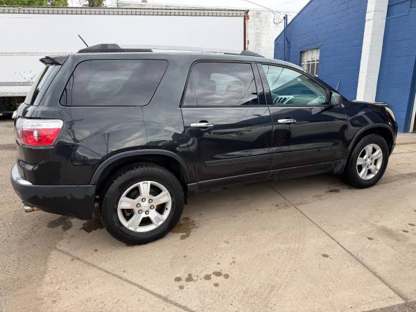 2011 GMC Acadia SLE NICE! - Photo 4