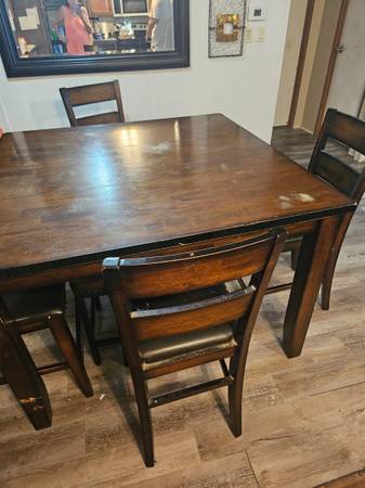 Solid wood dining room table 1