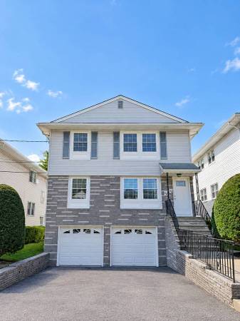 Renovated 3 bed, 2 bath in Millburn! 1
