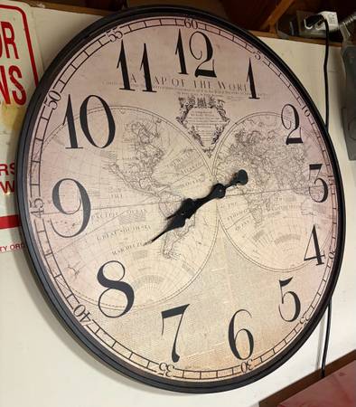 Three Hands world map 32” large vintage style metal/wood wall clock 1