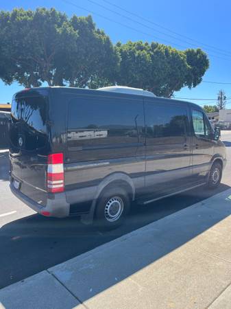 Sprinter 2500 diésel - $7,000 (San Fernando)63618239340803121