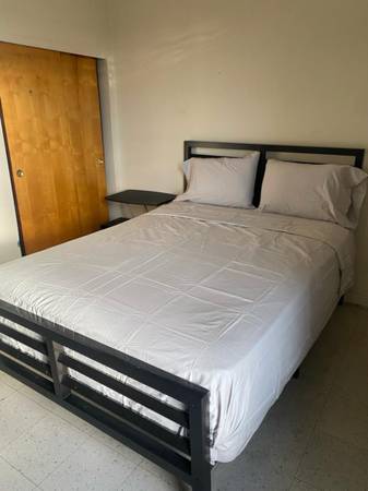 $1,500 Habitación completamente amueblada a 5 minutos a pie del parque central norte (Nueva York)63698533980929121