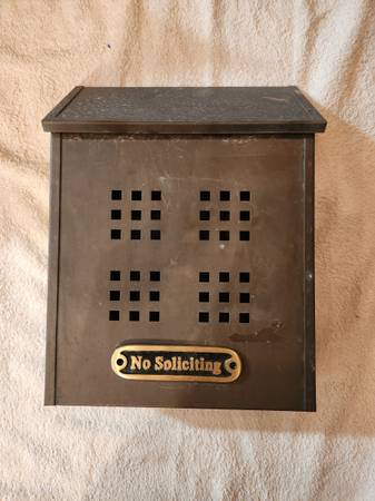 Wall Mount Brass Mailbox 1