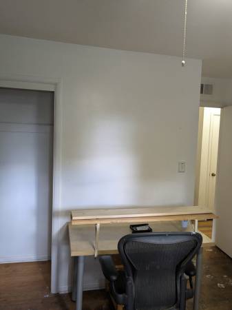 $650 / 130ft2 - furnished bdrm for male (West Falls Church Metro)64040025842689123