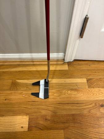 Odyssey Versa 7 putter 1
