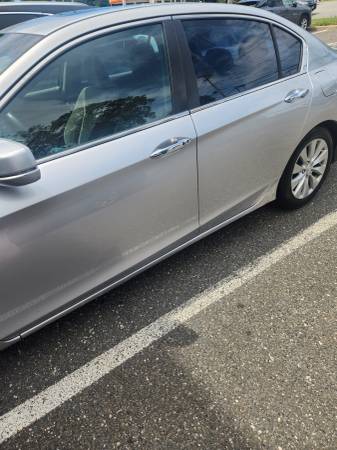 Honda Accord - $8000 (Brooklyn)63441329705475122