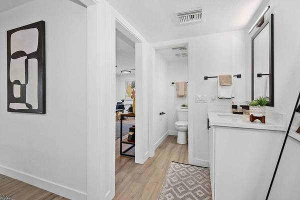 MOVE IN TODAY! $200 TOTAL MOVE IN!* AFFORDABLE AND MODERN! 1