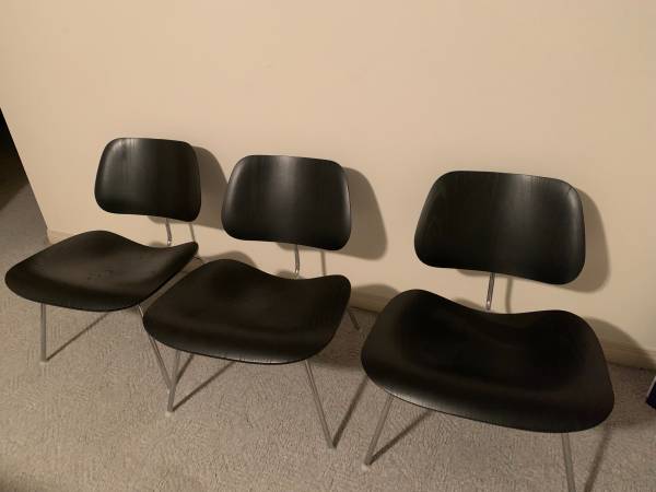 Herman Miller Eames Ebony Wood / Chrome Leg Finish Lounge Chairs 1
