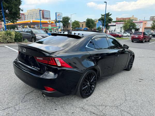 Lexus - $12,800 (Bronx)63654714356995124