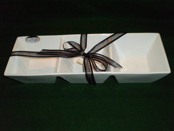 Monarch Square #9591 Fine Porcelain Cook Container, NEW 1