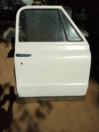 1971 CHEVY-GMC RT. DOOR 1