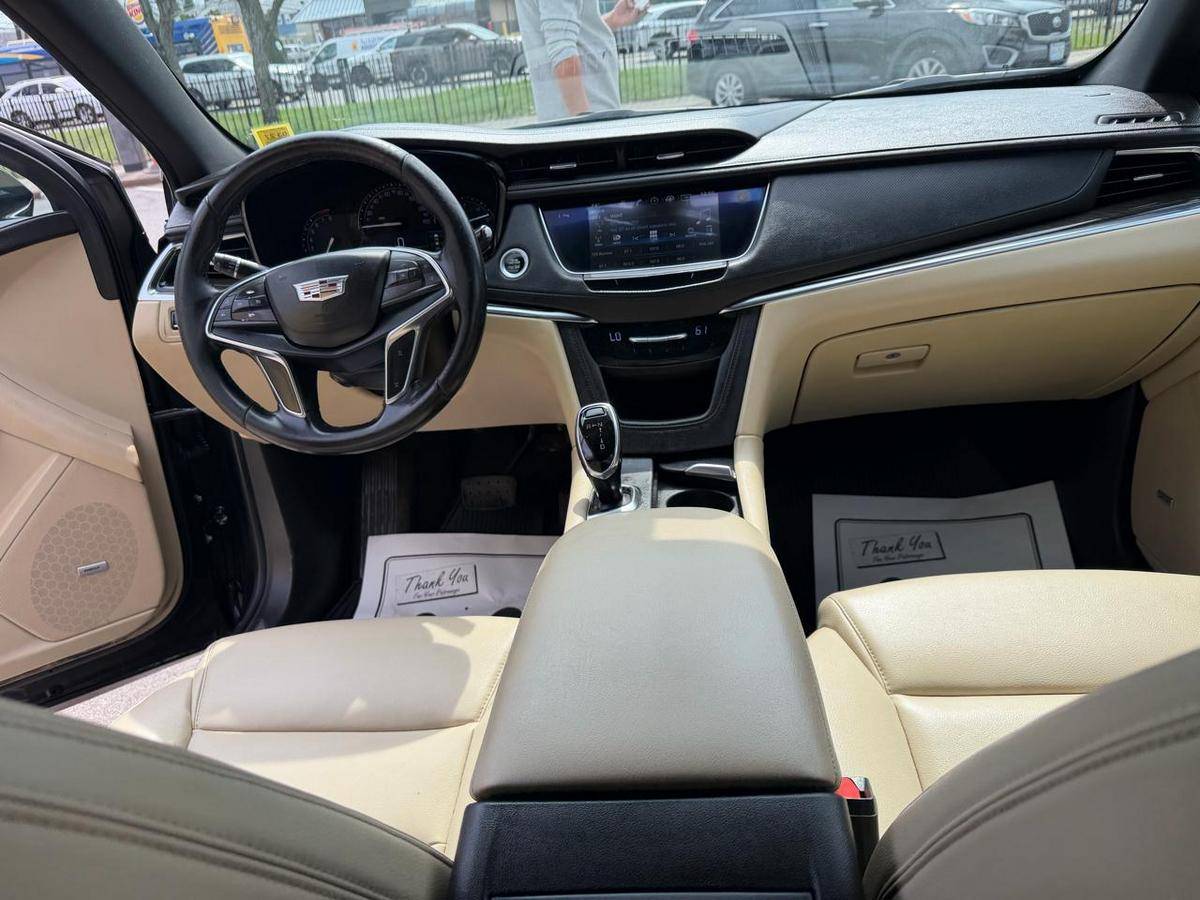 2018 Cadillac XT5 Base AWD