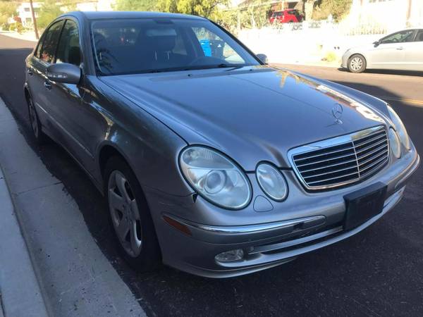 1-Propietario ______ 2005 MERCEDES BENZ E500 - $5.495 (____ DUNLAP AVE y 3RD STREET ____)63470594485123124