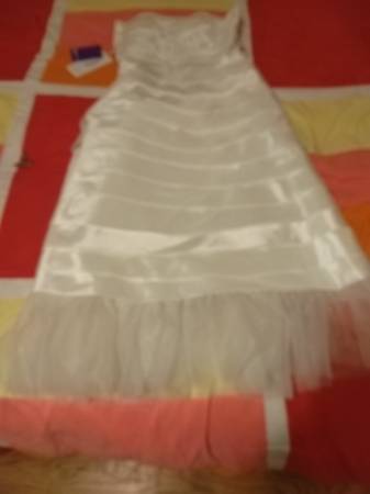Brand New Wedding/ Special Occasion Dress ivory JJsHouse 1