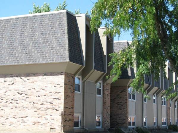 Clubhouse with Kitchen and Lounge, Carpeting, 2BD 1BA 1