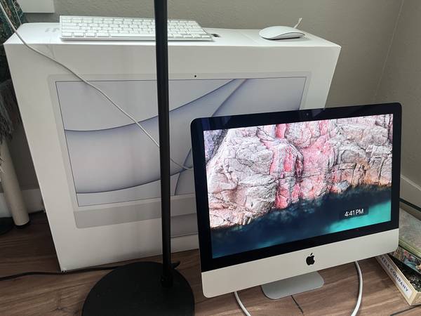 iMac 21.5 inch , mid 2014 - computers - by owner - electronics