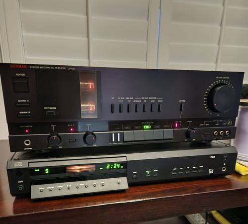 Luxman LV-105 Integrated Amplifier 1