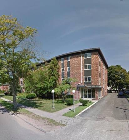 ***MAIN STREET -Close to MetroNorth and Beaches 1