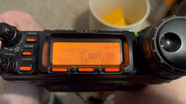 HAM RADIO - Yaesu FT-857D 1