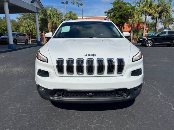 RV TOW LISTO Jeep Cherokee 2016 Latitude - $12.980 (Fort Myers)63470257056003123