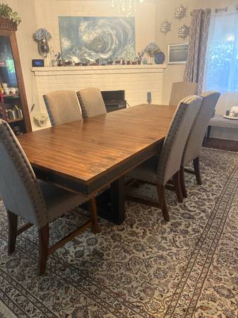 Dining room table 1