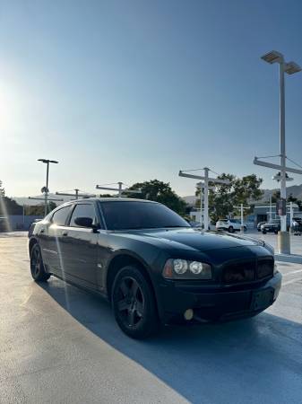 Dodge Charger SXT V6 3.5L en venta! - $2,90063436229341185121