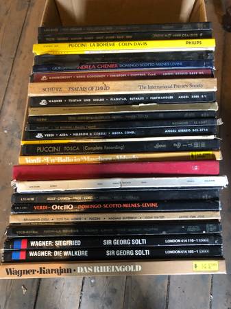 Lot 27 Boxed sets Opera LPs 1