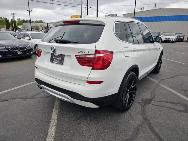 2015 BMW X3 xDrive28i - $14,850 (Lujo de segunda mano)63472440303361124