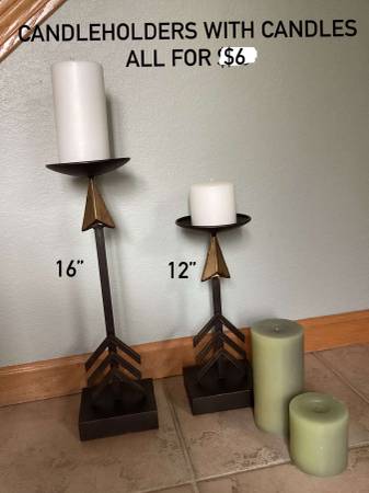 CANDLE HOLDERS WITH 4 CANDLES 1
