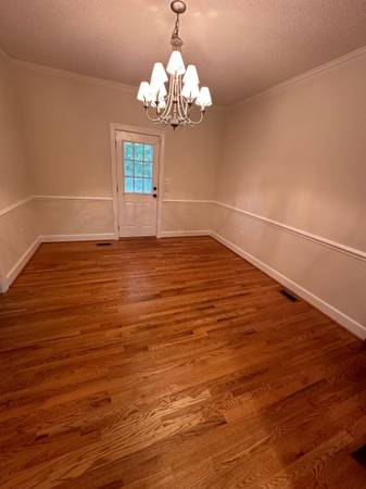 $2,500 / 4br - 2800ft2 - 7 acres in Wilson (Black Creek)63932059318147123