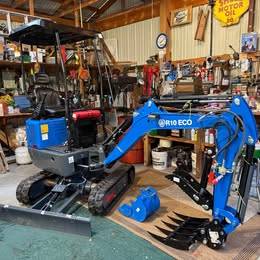 Excavadora mini RIPPA R10 (diésel) - $9.500