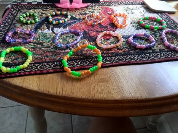 Bracelets 1