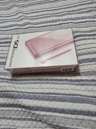 Nintendo DS Lite 1