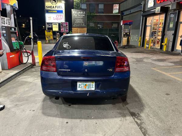 2008 Dodge Charger Hemi RT - $4,399 (Maspeth)63654711609217124