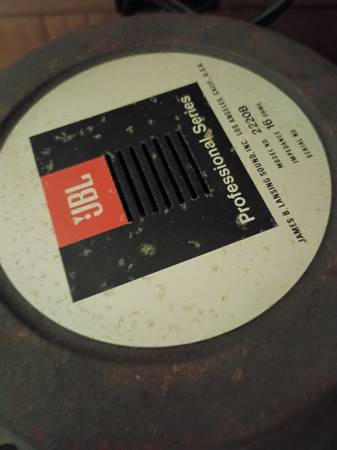 Jbl 2220b pair 1