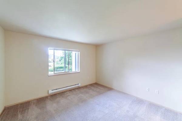 $2,598 / 3br - 1150ft2 - Next to Lakeland Town Center, Fully Equipped Kitchen w/ Dishwasher (Lakeland Hills)63995109263874124