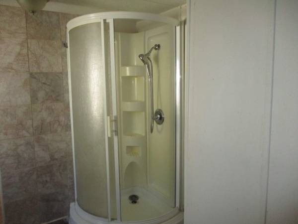 $8,000 / 2br - 952ft2 - 2514 Nita - Mobile/Manufactured Home For Only $8,000! (GLENNWOOD VILLAGE)64018943288835123