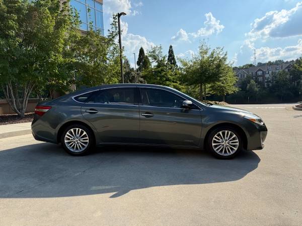 2013 Toyota Avalon Hybrid - $11,990 (Alpharetta)63620372403841124