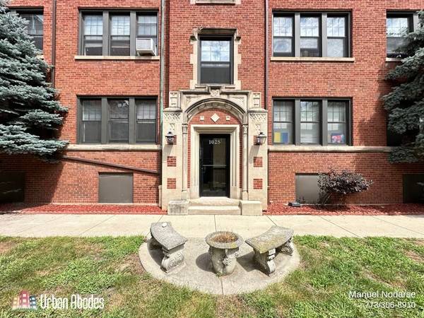 $1,750 / 1br - 700ft2 - Priceless 1 Bedroom, 1 Bath in Evanston, Available: 12/1/2025 (Evanston)64041646263043120