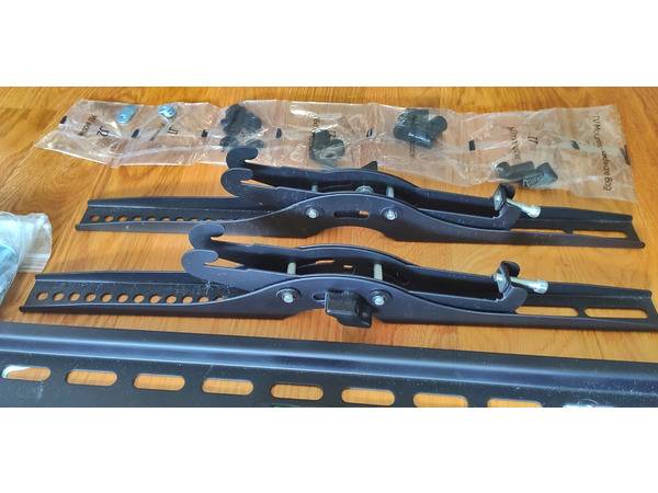 TV Wall Mounting Kit 1