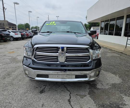2019 Ram 1500 Classic Big Horn 4WD Hemi - $17,990 (4425 E 11th St Tulsa)63470242831105124
