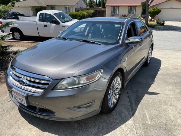 2011 Ford Taurus Limited - $6000 (Fremont / Union City / Newark)63477433757571124