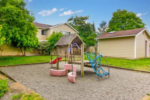 $2.350 / 3 habitaciones - 1367 pies² - Lavadora y secadora de tamaño completo, piscina al aire libre de temporada, vistas63408953627137121