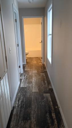 $1,249 / 3br - FREE RENT!! Three bed Two bath only $1249 (lansing)63920839093890121