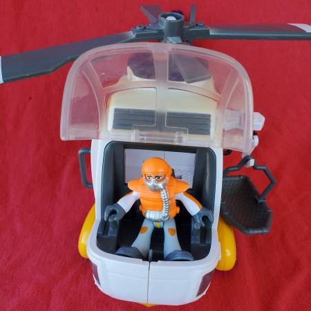 2006 Fisher Price Imaginext Helicóptero de Juguete Completo con Figuras y Canasta - $25 (Tacoma)63439418204803124