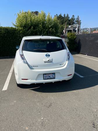 2015 Nissan Leaf  S - 53K Miles  Excellent Battery - 70 Mile Range - $5,500 (rohnert pk / cotati)63617563039235123