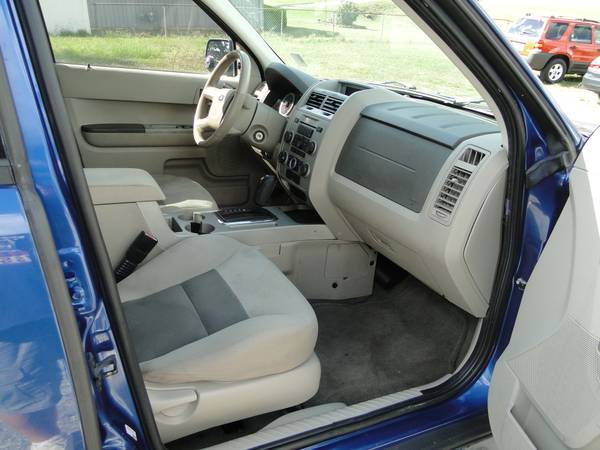 08 Ford Escape XLT 865-984-0052 - $3,200 (Maryville)63625083162369122