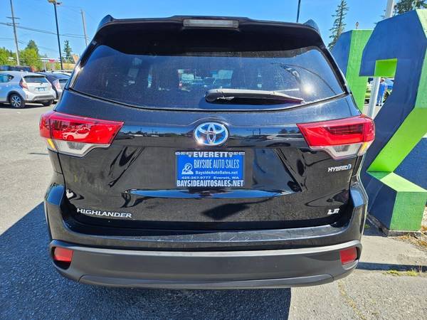 **Super Sale** 2018 Toyota Highlander Hybrid LE **We Finance** - $22,999 (#1 Pre-Owned Selection baysideautosales.)63617879687811123