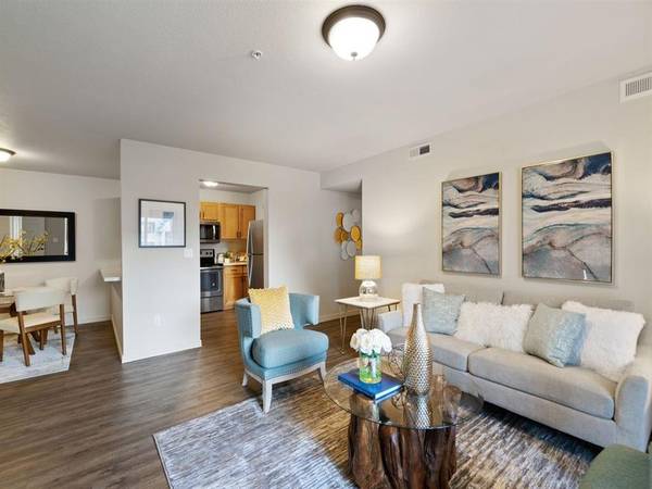 $1,630 / 1br - 1052ft2 - Enjoy one month free on select apartments! (6626 Chapel Hill Blvd, Pasco, WA)63821616117123123